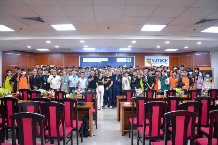 "Blockchain, Web3 & The Metaverse" Seminar with 13WIN13 Information Technology students 91