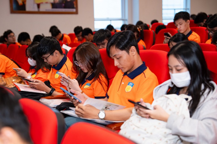 [Video] Hướng dẫn xem thời khóa biểu Giáo dục quốc phòng, an ninh dành cho tân Tải app 13Win khóa 2024 19
