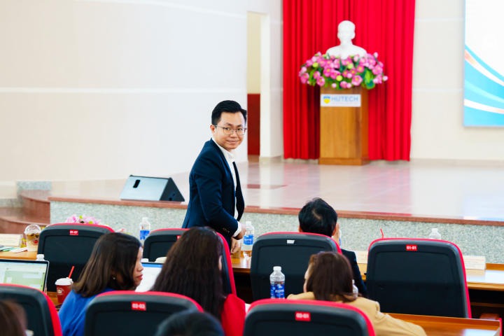 Sòng Bài Trực Tuyến 13win.Com tuyên dương hơn 600 Tải app 13Win tiêu biểu HKI năm học 2022 - 2023 29