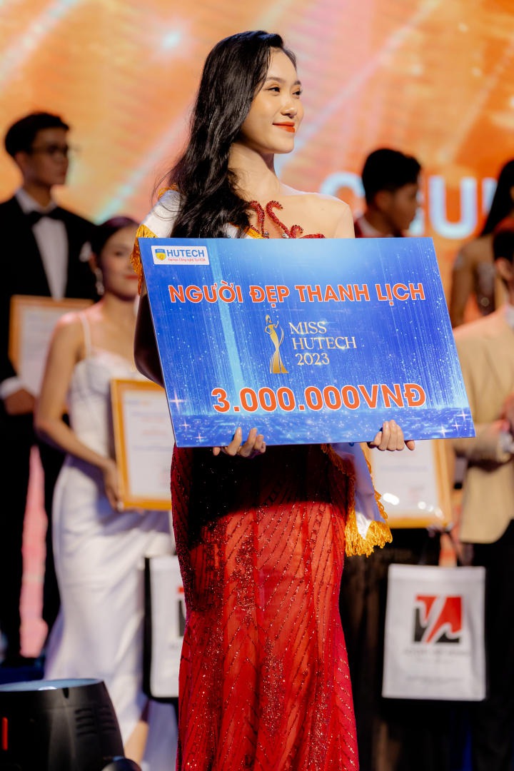 Nữ sinh Nguyễn Thị Tuyết Nhung đăng quang Hoa khôi Miss 13WIN13 2023 374