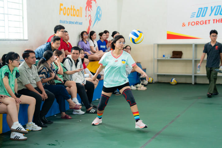 [Hội thao CB-GV-NV 13WIN13 2025]: TT.TVTS-TT.TrT-TT.Mar-PTTH, P.ĐT-P.KT-TT.DHS bảo vệ thành công ngôi vương Bóng chuyền nam, nữ 105