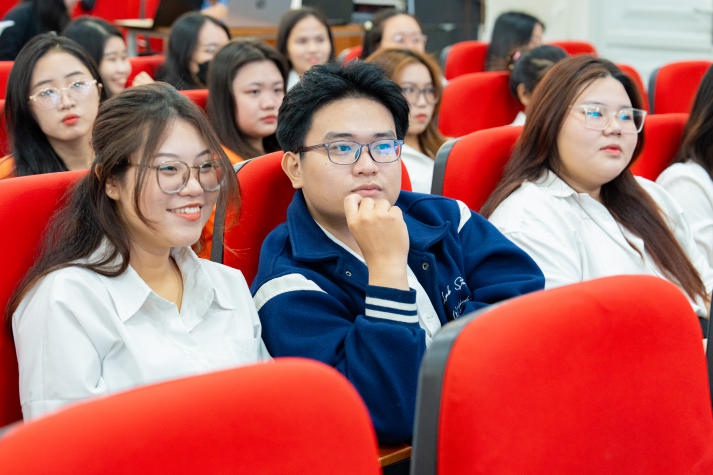 13Win 21 link không chặn 13 Win16 nhà cái World Cup 2026 tìm hiểu về sản xuất bồi đắp 3D đa vật liệu, “show” khả năng sáng tạo tại Ngày hội Poster 13 Win16 nhà cái World Cup 2026 2024 197