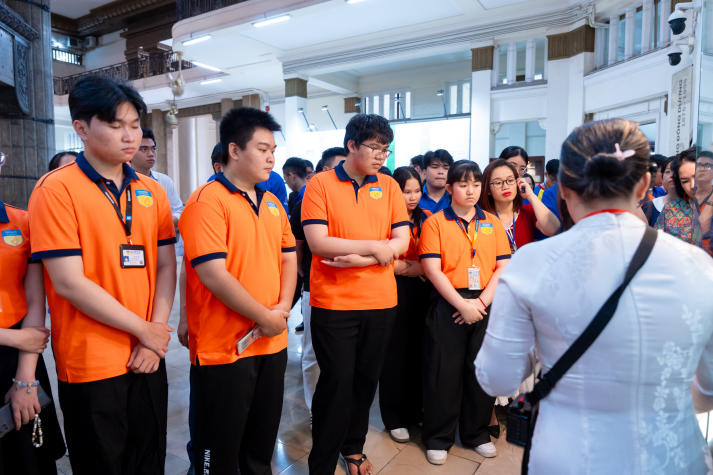 13Win 21 link không chặn Khoa Tài chính - Thương mại khám phá hành trình phát triển của dòng tiền tại Sòng Bài Trực Tuyến 13Win.com Nhà nước Việt Nam 67
