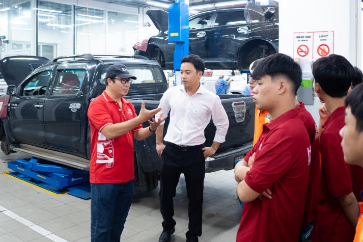 13Win 21 link không chặn Công nghệ kỹ thuật ô tô "đột nhập" Toyota Phú Mỹ Hưng 18