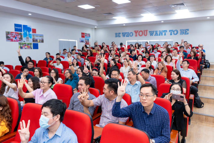 Giảng viên 13WIN13 tìm hiểu về tích hợp trí tuệ nhân tạo trong F13win nhà cái 13Win32 đăng nhập cùng chuyên gia Đại học Columbia 64