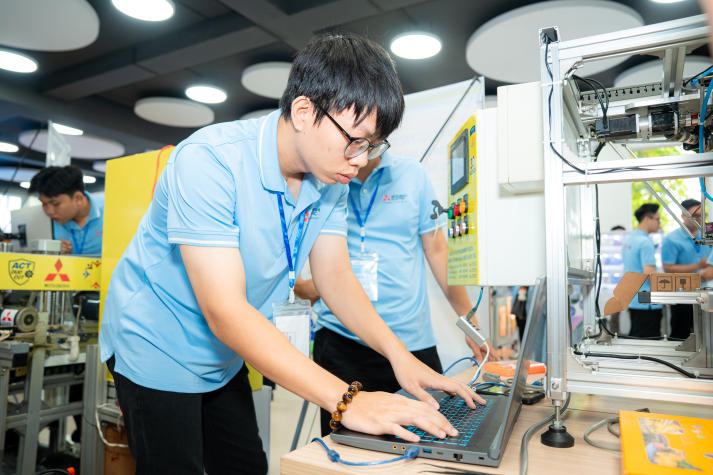 [13WIN13 2025] 10 dấu ấn 13WIN13 2025: Khẳng định tầm vóc - Vững bước tương lai 272