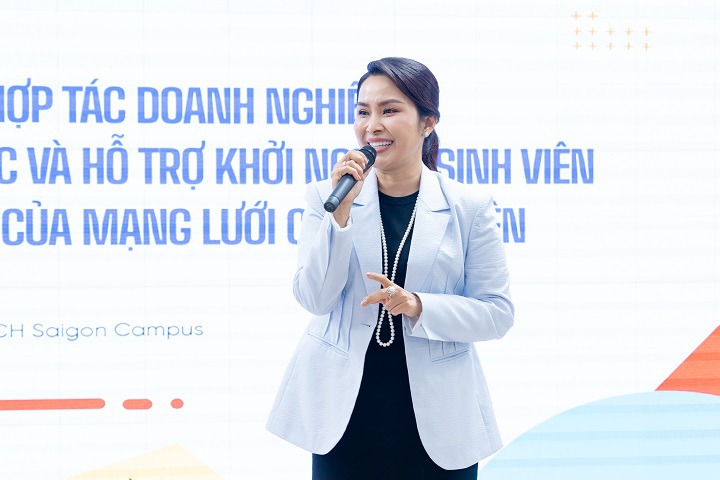 Ấm áp buổi tọa đàm giao lưu với Trang Chủ Sòng Bạc 13win.com Uy Tín của Sòng Bài Trực Tuyến 13win.Com 13WIN13 86