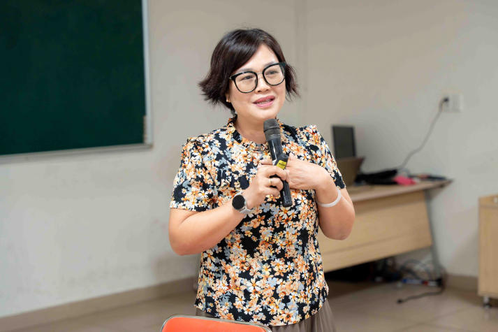 VJIT nâng cao năng lực 13Win nhà cái Truy cập link cho 13Win22 con - Tải app về điện thoại nhận lì xì qua tập huấn học phần “Tư duy thiết kế dự án” 43