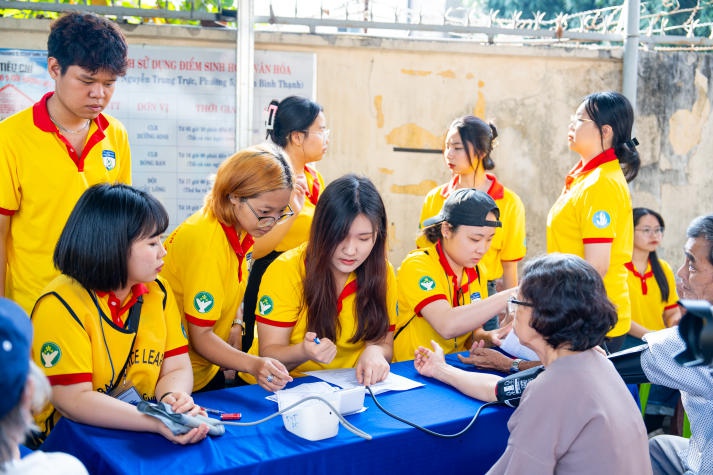 13Win 21 link không chặn 13WIN13 giao lưu, tham gia hoạt động tình nguyện thú vị cùng Tải app 13Win Hàn Quốc 69
