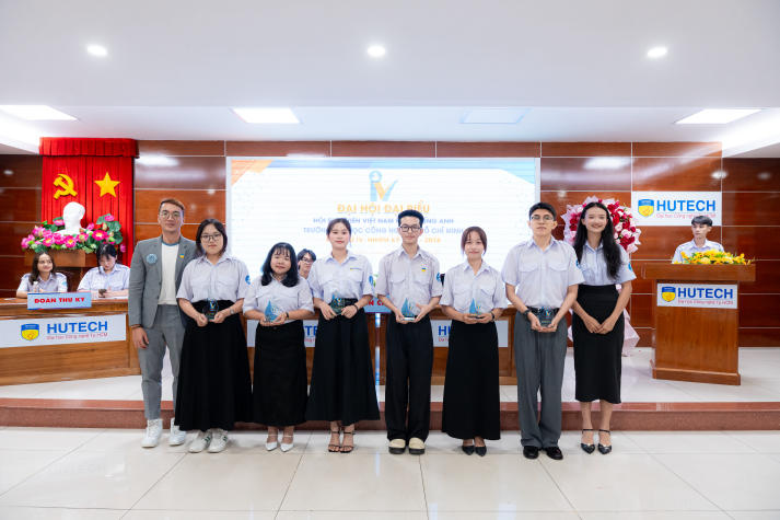 Gắn kết đam mê, vươn tầm hội nhập qua Đại hội Liên Chi Khoa Tiếng Anh nhiệm kỳ 2025 - 2028 140