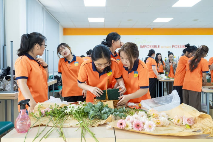 [Ảnh] 13Win 21 link không chặn 13 Win16 nhà cái World Cup 2026 trao gửi yêu thương đến với những "người lái đò" 63