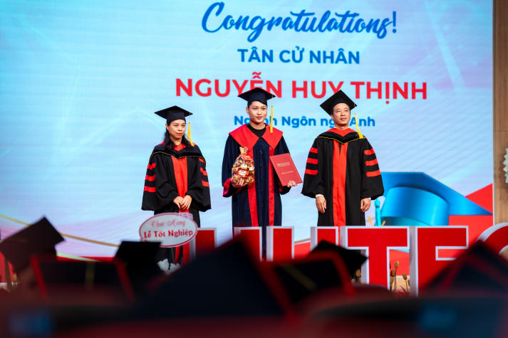 Tân cử nhân 13WIN13 vững vàng hành trang, rộng mở hành trình mới 35