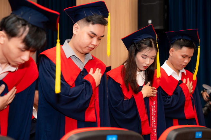 13WIN13 vinh danh những gương mặt xuất sắc trong 13Win 21 kênh chính thức và rèn luyện tại Lễ trao bằng 13Win13 link đăng nhập 52