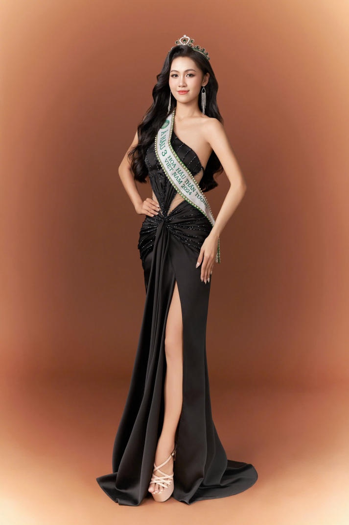 [Ảnh] Miss và Mr 13WIN13 các thời kỳ sẽ xuất hiện tại Đêm hội văn hoá Chào đón năm học mới 2024-2025 47