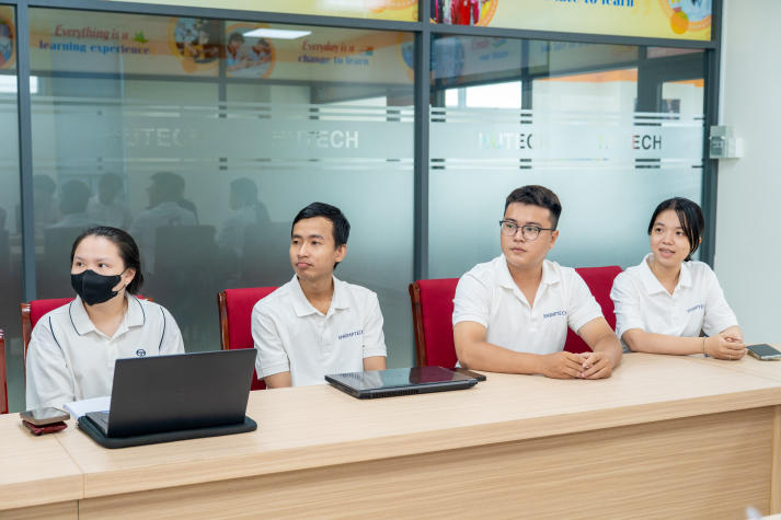 Sẵn sàng bứt phá: Top 6 Startup Wings 2025 rèn kỹ năng, quyết chiến trước thềm Chung kết 49
