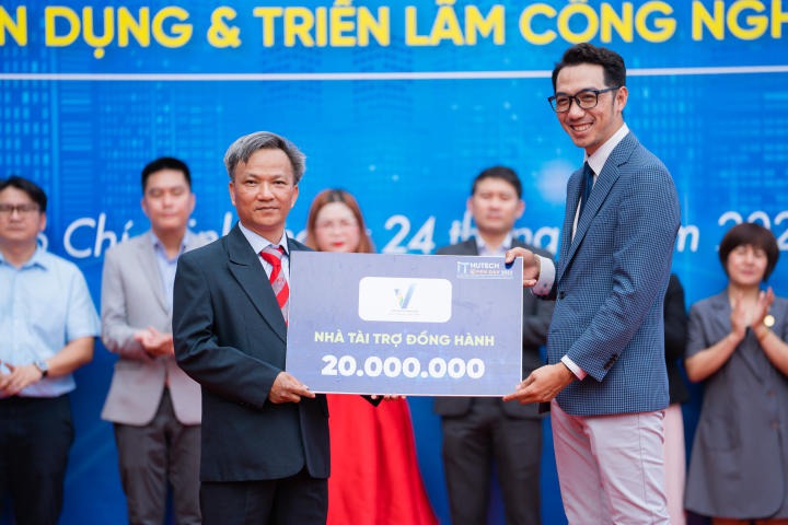 Gần 50 Trang Chủ 13Win.com Chính Thức Tặng 88k mang đến 3000 vị trí tuyển dụng hấp dẫn cho Tải app 13Win tại 13WIN13 IT OPEN DAY 2023 88