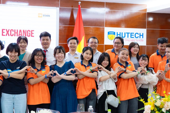 Various Exciting Cultural Exchange Activities Between Kagawa University (Japan) and 13WIN13 Students 86