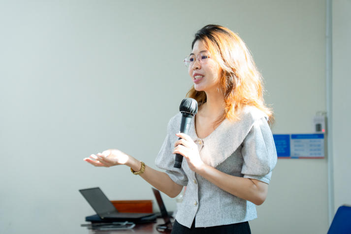 Rèn bút lực - mở tư duy: 13Win 21 link không chặn Khoa Tiếng Anh làm chủ hành trình viết nghiên cứu khoa học 19