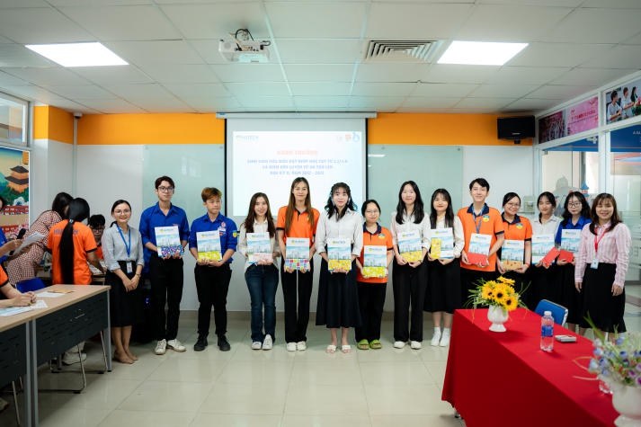 Khoa Nhật Bản học 13WIN13 tổ chức hội nghị tổng kết và phát động phong trào Tải app 13Win năm học 2023-2024 69