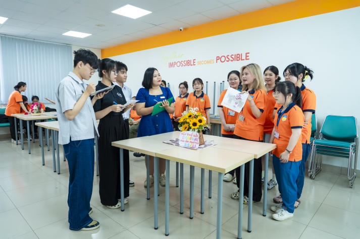 [Ảnh] 13Win 21 link không chặn 13 Win16 nhà cái World Cup 2026 trao gửi yêu thương đến với những "người lái đò" 136