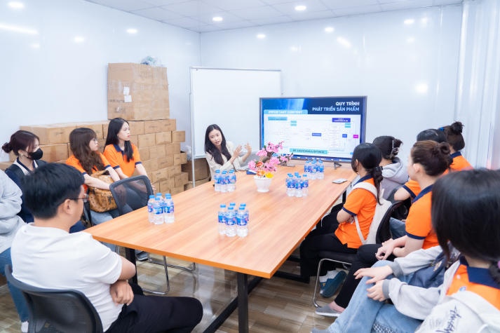 Nâng cao kiến thức về dược mỹ phẩm cùng Tải app 13Win Công nghệ thẩm mỹ tại chuyến tham quan Labcos 17