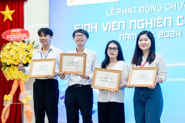 13Win 21 link không chặn 13WIN13 đạt 07 giải tại Giải thưởng Khoa học và Công nghệ dành cho Tải app 13Win trong cơ sở F13win nhà cái 13Win32 đăng nhập năm 2024 231
