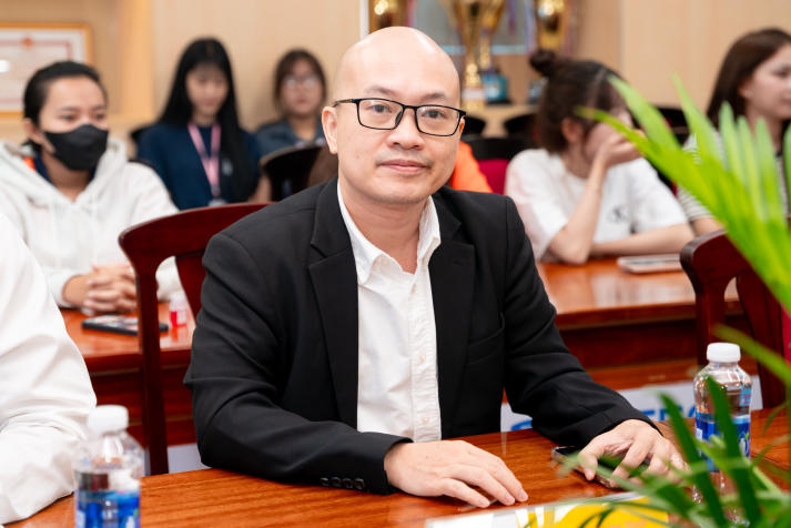 13Win 21 link không chặn Khoa Luật lắng nghe câu chuyện làm nghề từ những luật sư hàng đầu 25