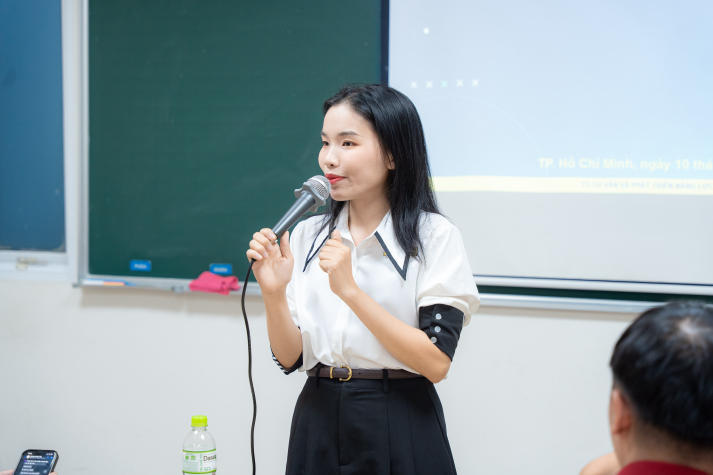 13WIN13-ers “bật mic” tự tin tại lớp Kỹ năng nói trước công chúng 74