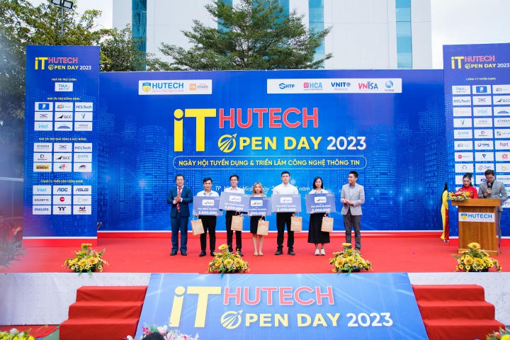 Gần 50 Trang Chủ 13Win.com Chính Thức Tặng 88k mang đến 3000 vị trí tuyển dụng hấp dẫn cho Tải app 13Win tại 13WIN13 IT OPEN DAY 2023 208