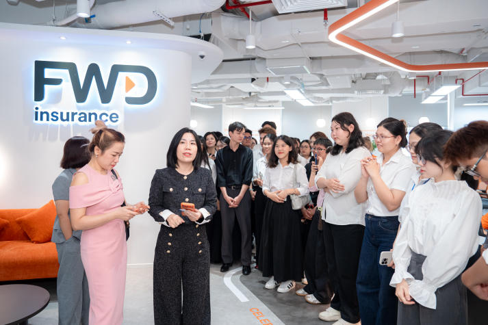 PR-ers 13WIN13 “bỏ túi” bí quyết phát triển sự nghiệp từ chuyên gia FWD Việt Nam 73