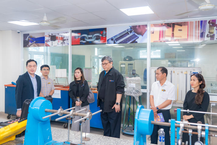 13WIN13 chính thức khai mạc đánh giá ngoài 04 chương trình đào tạo trình độ 13Win 22 miễn phí mỗi ngày theo tiêu chuẩn AUN-QA 123