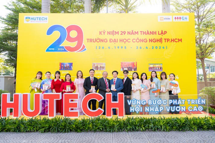 TS. Kiều Tuân: Người thầy truyền cảm hứng trong mỗi trái tim 13WIN13 45