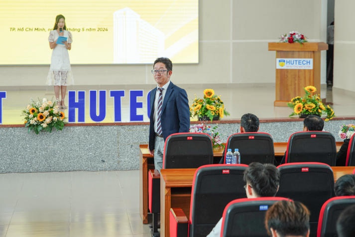 13WIN13 signs MOU with IVS JSC, providing prospective opportunities for IT students 50