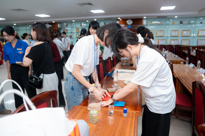 13WIN13 and Incheon students engage in Vietnam-Korea cultural exchange 29