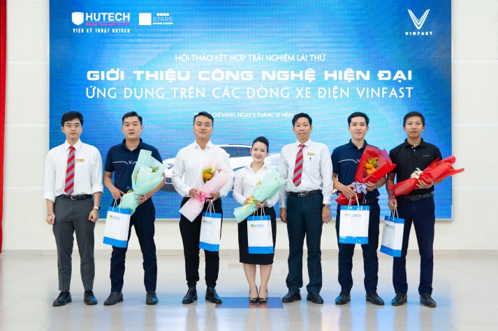 [Video] 13Win 21 link không chặn Công nghệ ô tô điện 13WIN13 trải nghiệm các dòng xe điện “cực ngầu” 108