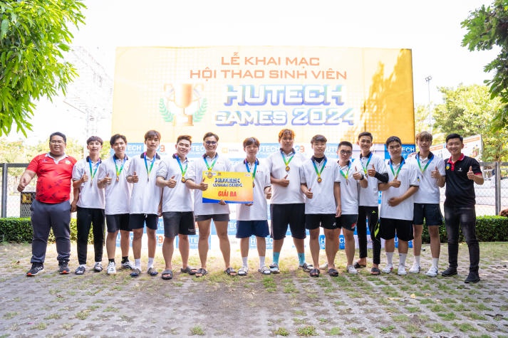 [13WIN13 GAMES 2024] - Khoa Quản trị Kinh doanh thống trị nội dung Kéo co nam, nữ 89