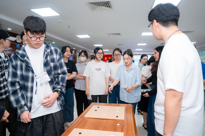 13WIN13 and Incheon students engage in Vietnam-Korea cultural exchange 26