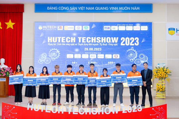 Sôi nổi 13WIN13 TECHSHOW 2023: Hơn 300 đồ án, 3.500 đầu việc và nhiều suất Www 13Win one nổ hũ giá trị 204