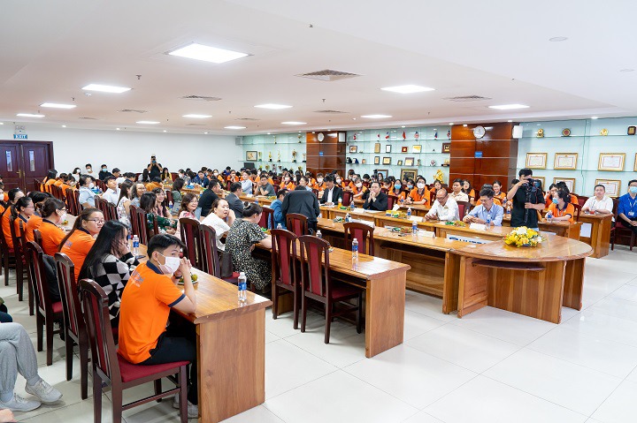 Ấm áp buổi tọa đàm giao lưu với Trang Chủ Sòng Bạc 13win.com Uy Tín của Sòng Bài Trực Tuyến 13win.Com 13WIN13 10