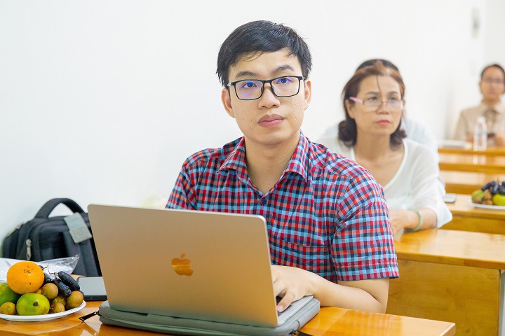 Giảng viên Khoa Tiếng Anh tìm hiểu phương pháp 13Win nhà cái Truy cập link hiệu quả qua Hội thảo 