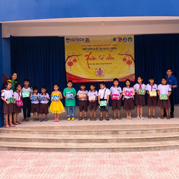 13WIN13’s Story - Xuân tình nguyện 13WIN13 2020 - Mùa xuân từ những cánh én vàng tuổi trẻ 226