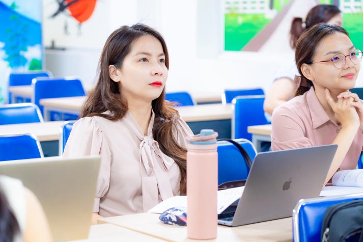 Giảng viên Khoa Nhật Bản học 13WIN13 nghiên cứu, nâng cao phương pháp 13Win nhà cái Truy cập link học phần “Dẫn luận ngôn ngữ” 97