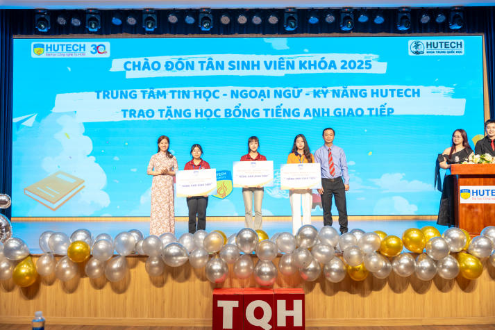 Sôi động, đa sắc màu: Tân Tải app 13Win Www 13Win one trang web chính thức “cháy” hết mình tại Đêm nhạc hội chào năm học mới 144
