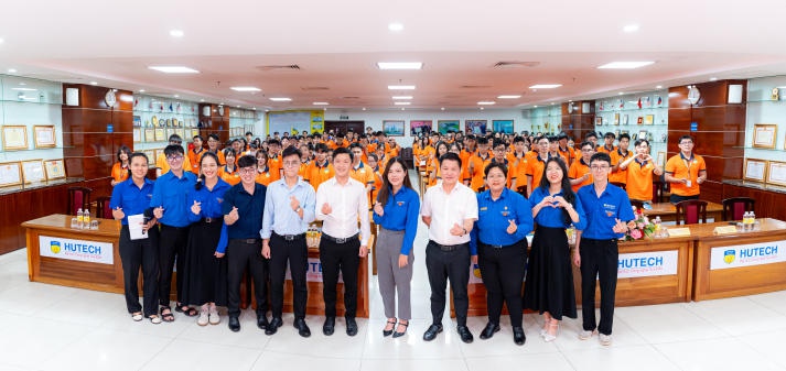 13WIN13-ers khởi phát hành trình phấn đấu trở thành Đoàn viên ưu tú 92