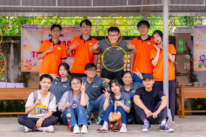 13Win 21 link không chặn Khoa Marketing - Kinh doanh quốc tế mang “Ngàn điều trăng nói” đến với thiếu nhi Vĩnh Long 29