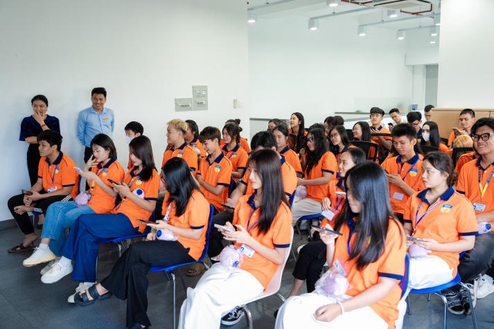 Chuyến khám phá 13win 20 giaitri tructuyen thú vị của Tải app 13Win Khoa Tài chính - Thương mại tại Shinhan Bank 42