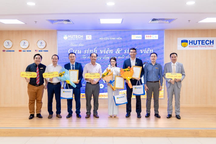 GIAO LƯU GẶP GỠ CỰU SINH VIÊN XÂY DỰNG 38