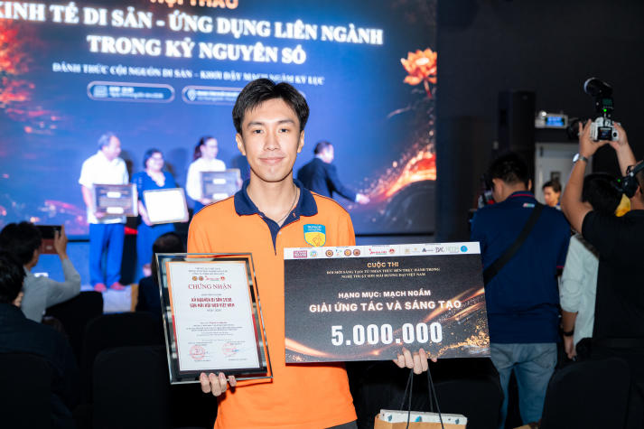 Khoa Kiến trúc - Mỹ thuật chung tay đưa di sản vào thời đại số, lan tỏa hành trình 100 năm sơn mài Việt Nam 99