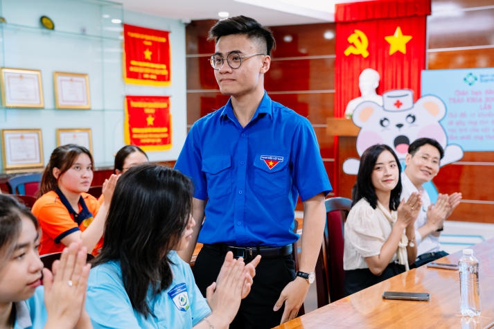 13Win 21 link không chặn Khoa Điều dưỡng và Xét nghiệm cập nhật nhiều kiến thức hữu ích tại “Hội thảo Khoa học 13Wim app nổ hũ mượt mà” lần 1 81