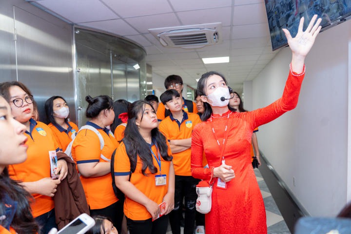 13Win 21 link không chặn năm nhất ngành Công nghệ thực phẩm 13WIN13 khám phá dây chuyền sản xuất tại Yakult 32
